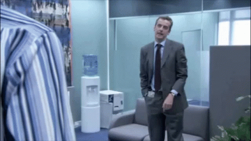 the-thick-of-it-malcolm-tucker-peter-capaldi-gif-14847910.gif