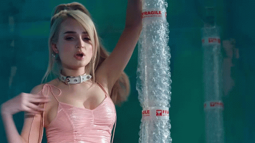 [Image: dove-cameron-dove-if-only-out-of-touch-l...503981.gif]